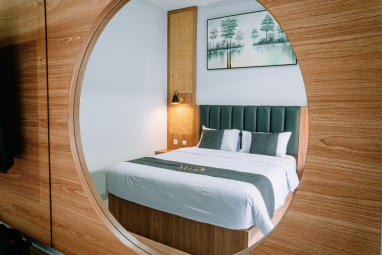 Standard Double Bed